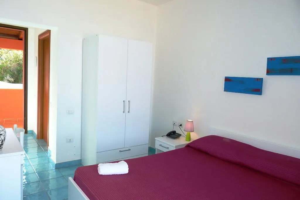 Hotel Bellavista S'Archittu 3*,